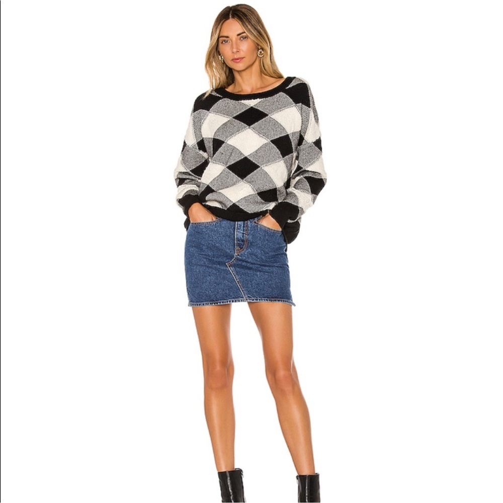 Revolve LOVERS + FRIENDS Arya boucle sweater - Picture 3 of 6